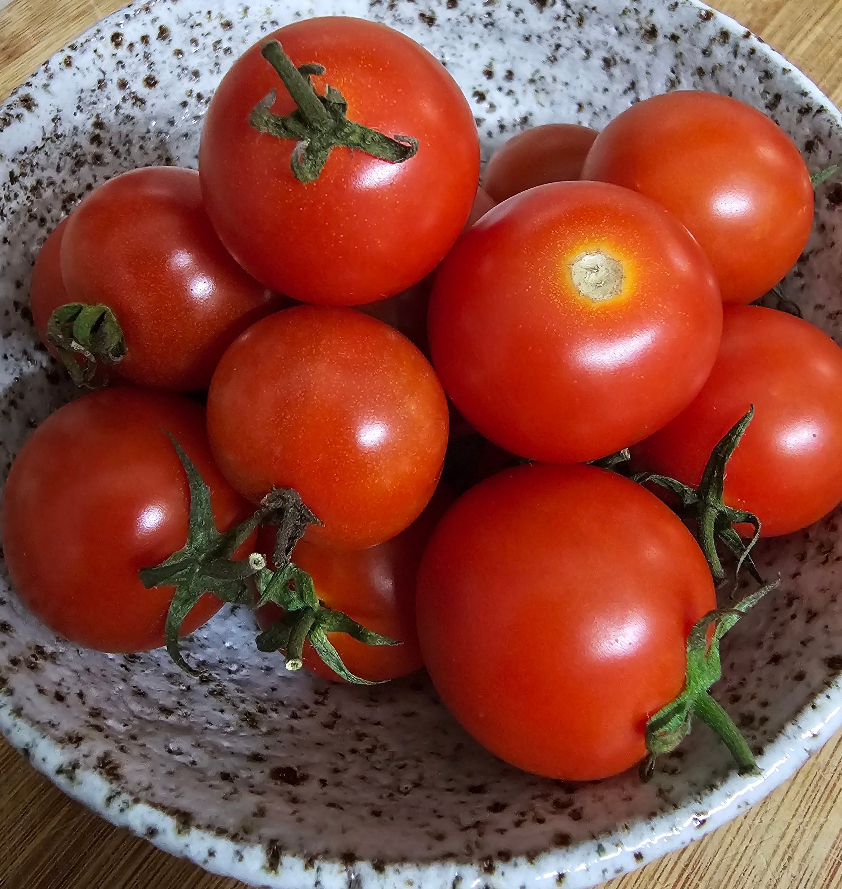 Tomato cherry certified organic 200g punnet